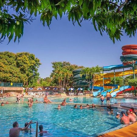 Diroma Resort Internacional Incluso 1 Acesso Ao Acqua Park Vulcao Caldas Novas Exterior foto